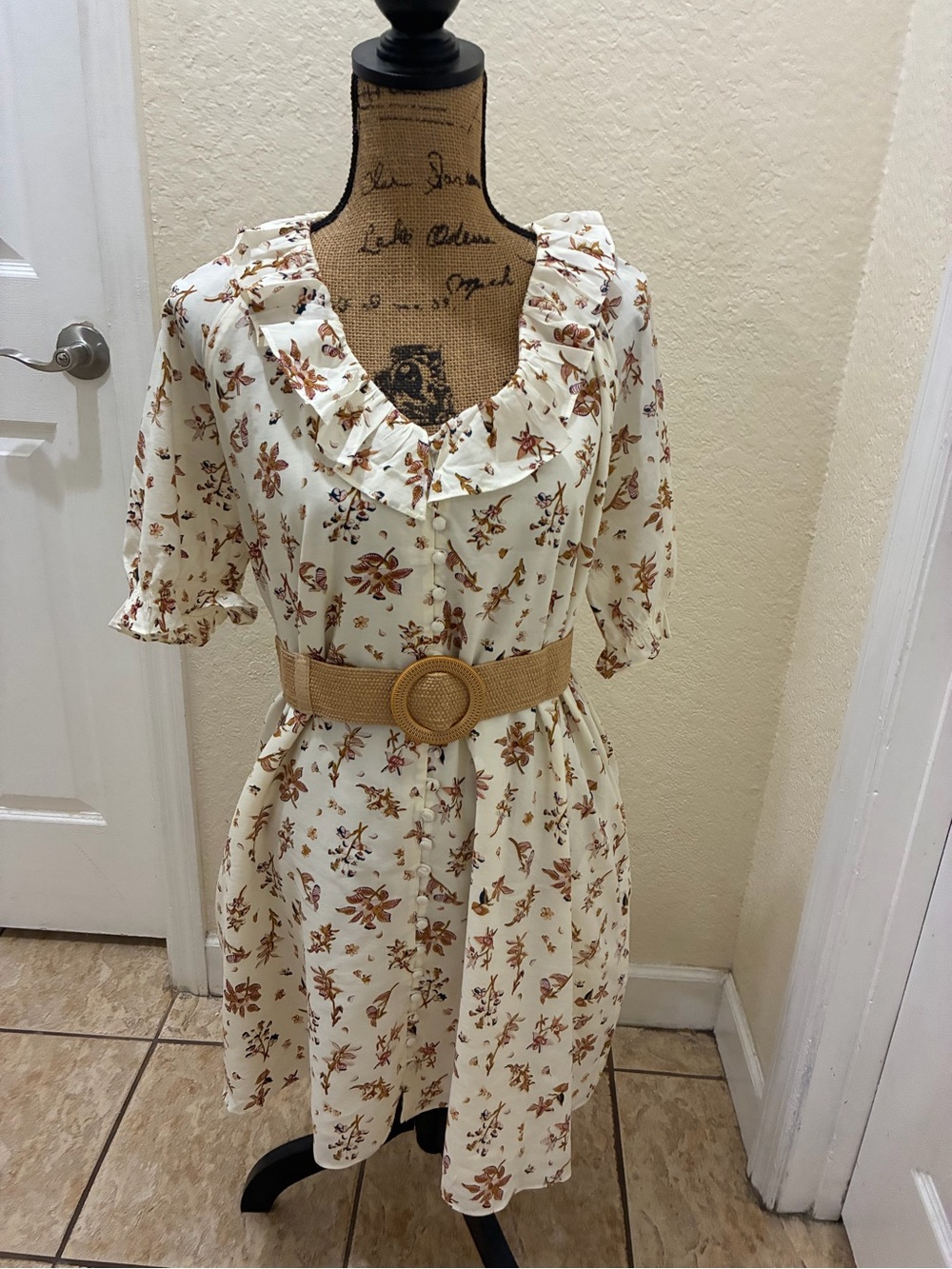 Madewell Cream Floral Ruffle Dress size L